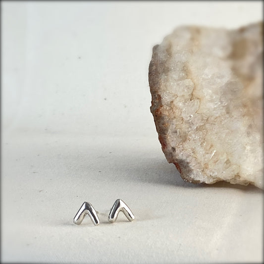 Everest Stud | Silver