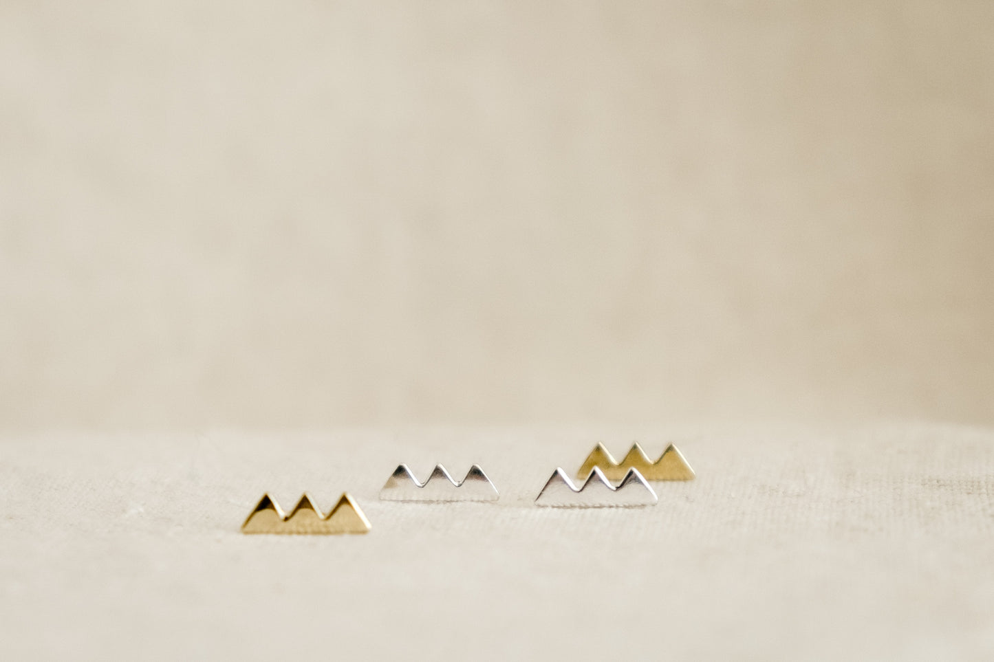 Mountain Stud | Brass