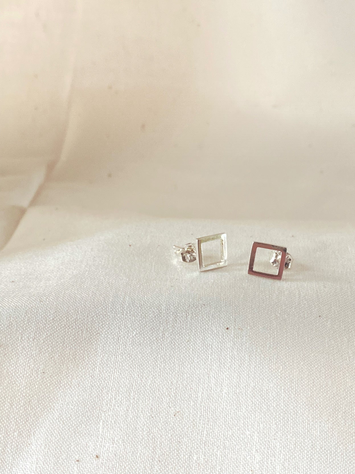 Arca Stud | Silver