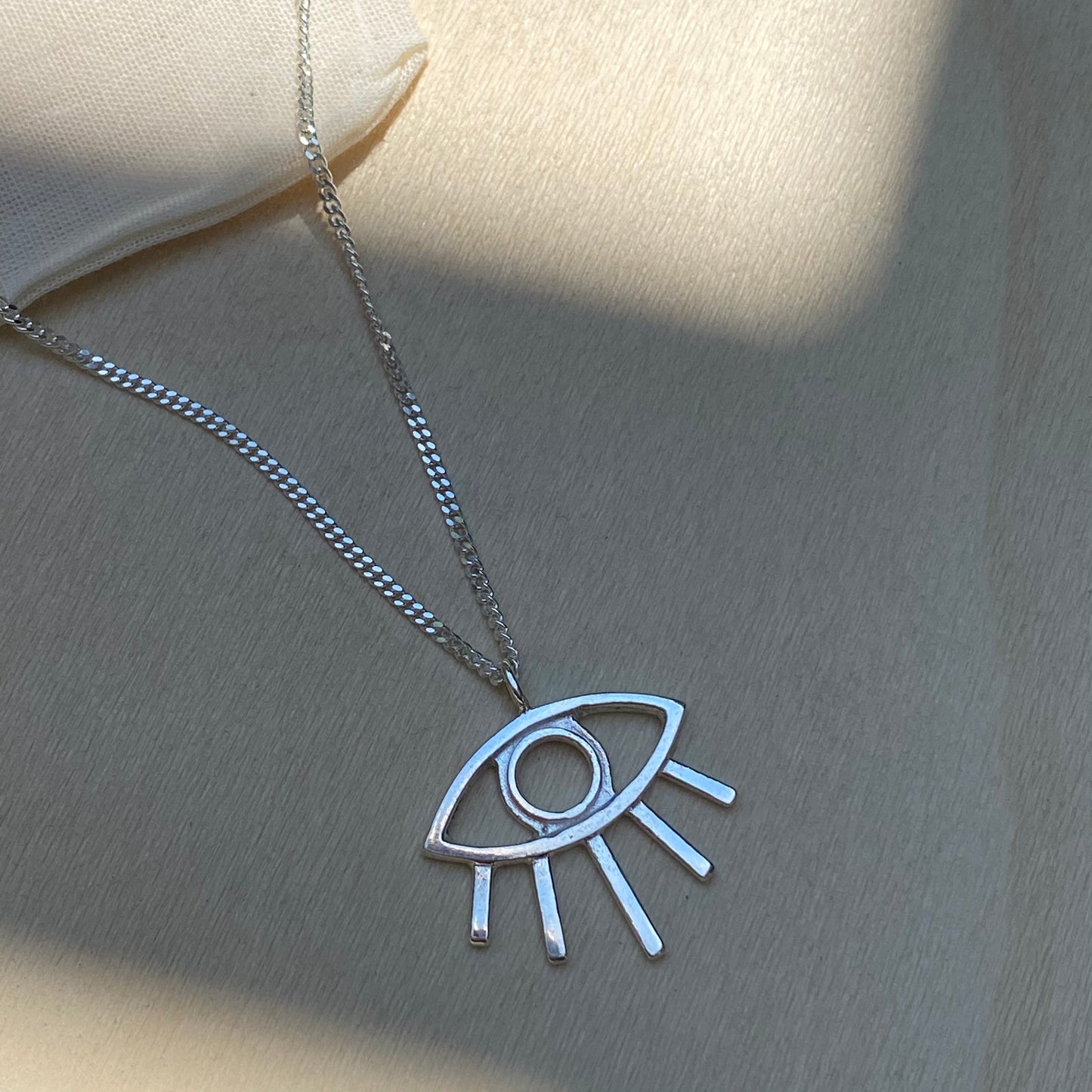 Eye Reyes Necklace | Silver