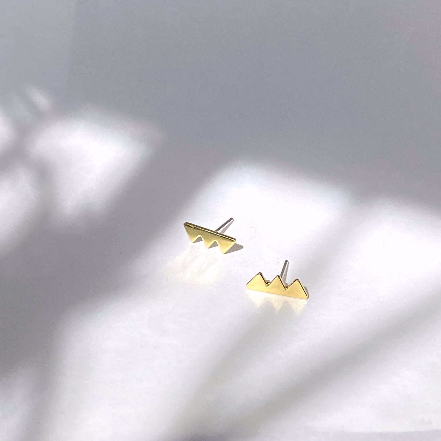 Mountain Stud | Brass